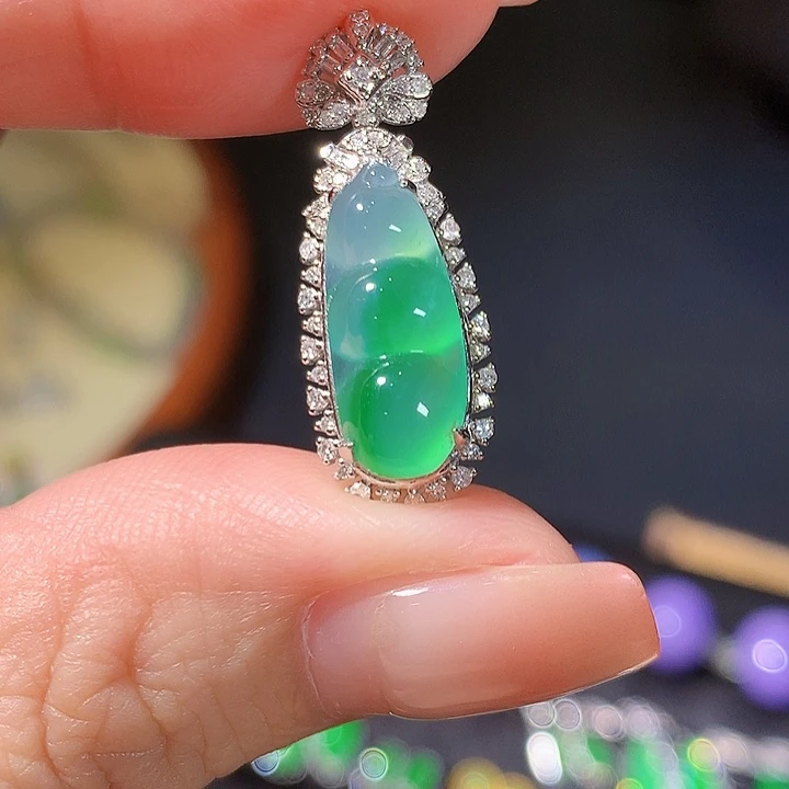 翡翠18K金镶嵌吊坠(不含链)