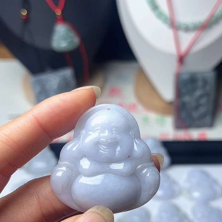 翡翠未镶嵌颈饰佛公