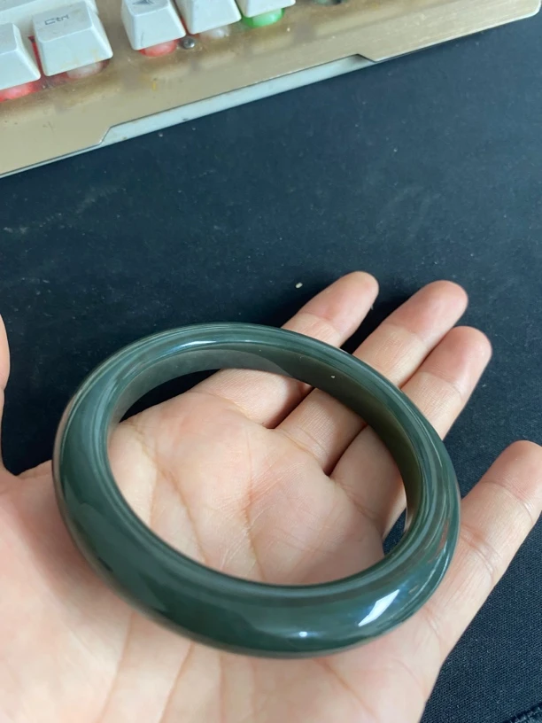 0009天然和田玉新疆手镯多样性发其一