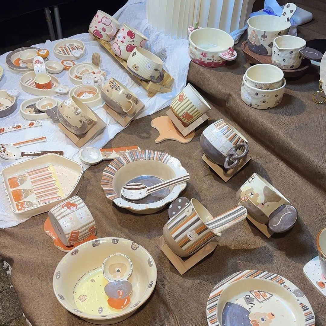 陶瓷陶瓷陶瓷摊位236