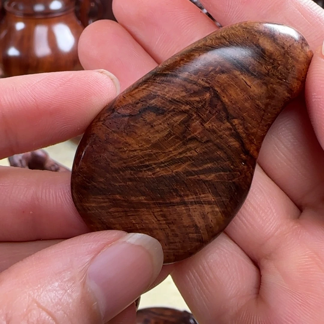 【闪购商品】黄花梨/降香黄檀随型 手把件