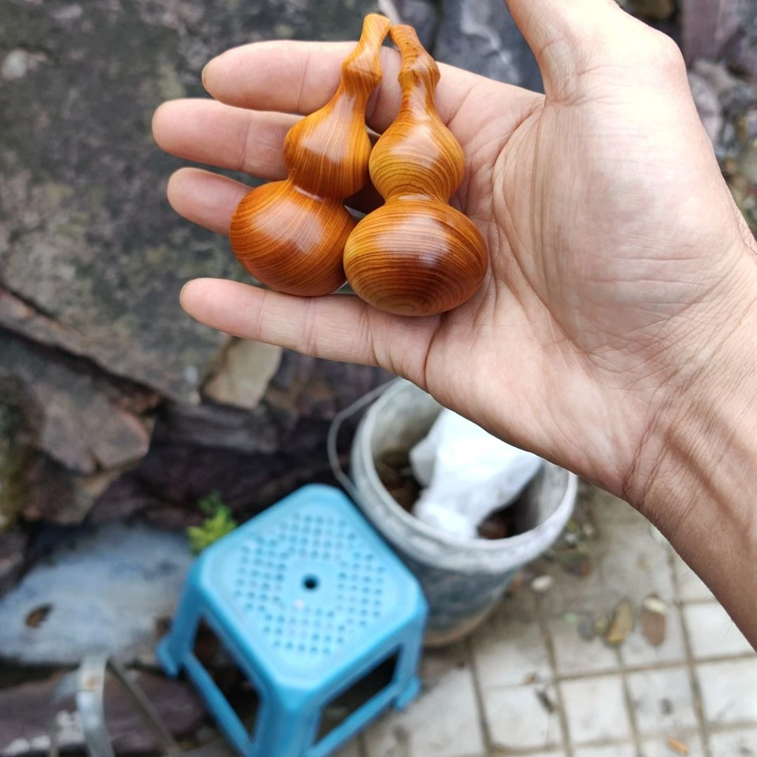 葫芦一个，太行崖柏。。。