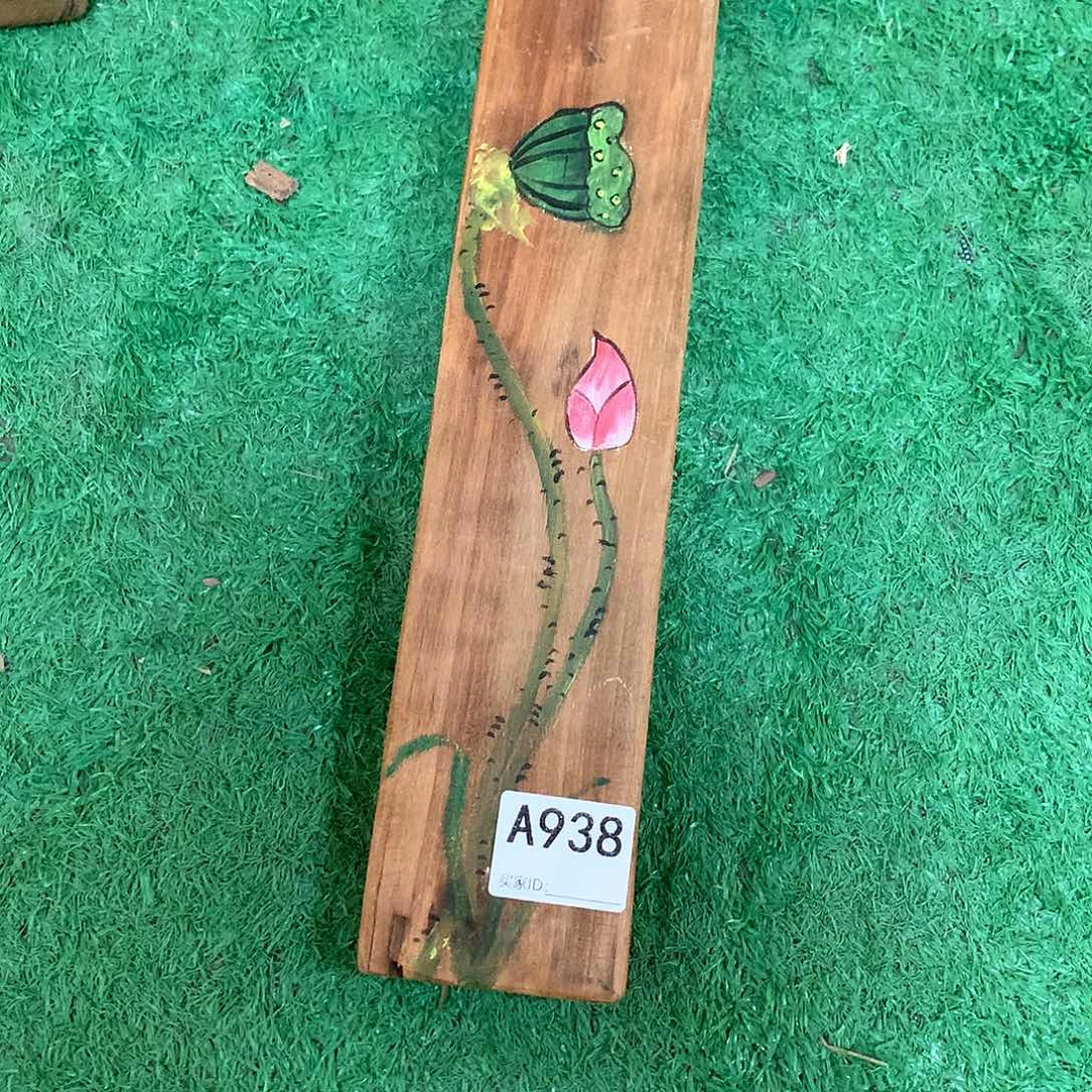 爱***美侘寂风老门板丙烯画