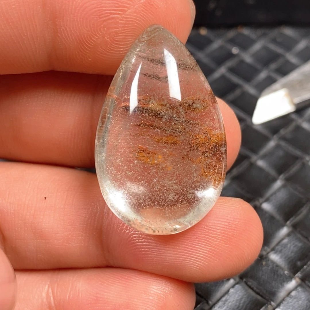 未镶嵌颈饰水晶水晶