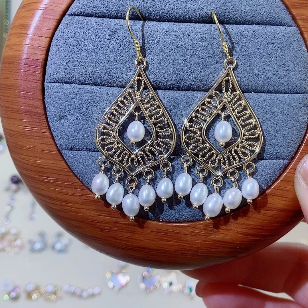 银S925镶嵌耳饰淡水珍珠