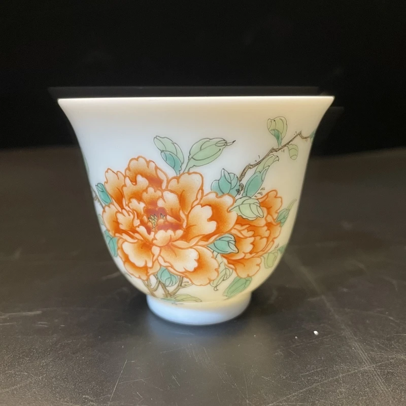 1.3a/N100200/01192/粉彩国色天香花神杯/口径7.3高6.1/90CC