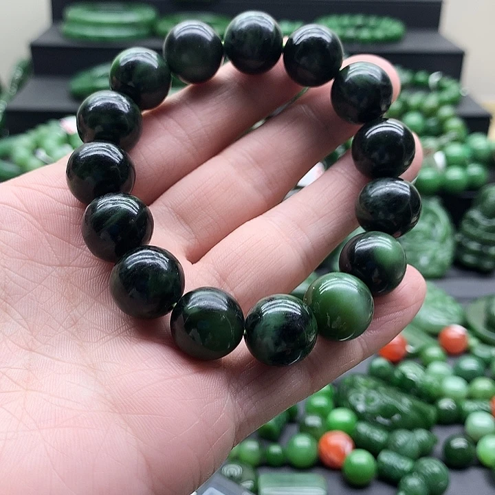 手链未镶嵌和田玉（碧玉）岐**生