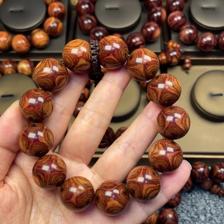 花梨木类绰**生1.8鬼脸对眼…