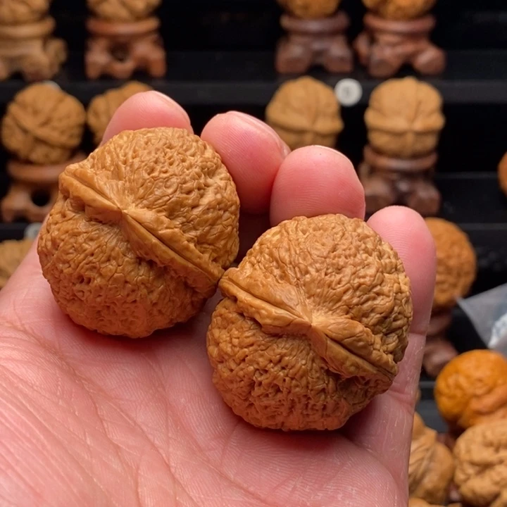 欢***喜把件文玩核桃…………………………