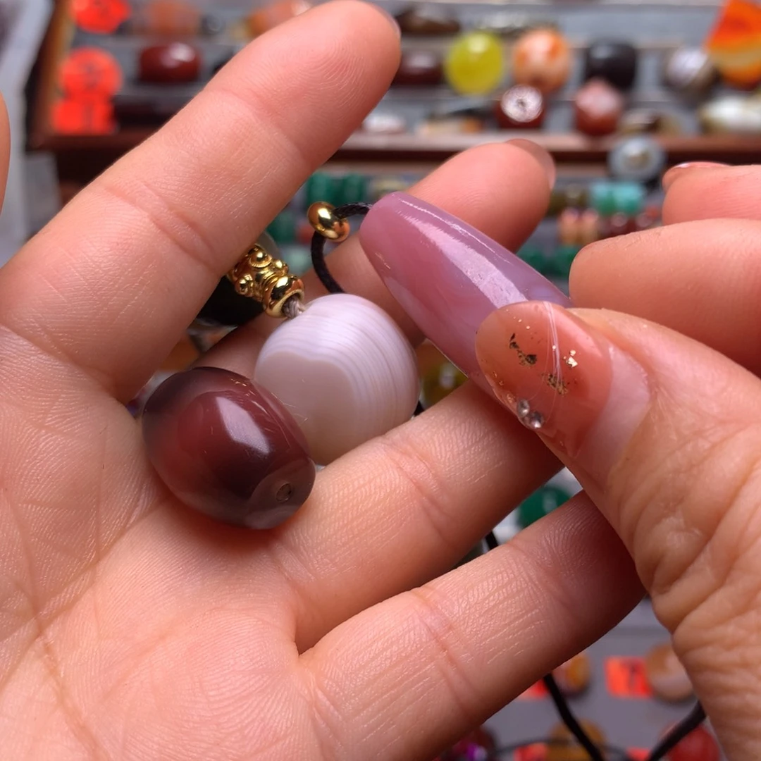 玛瑙/玉髓未镶嵌颈饰疯*愿