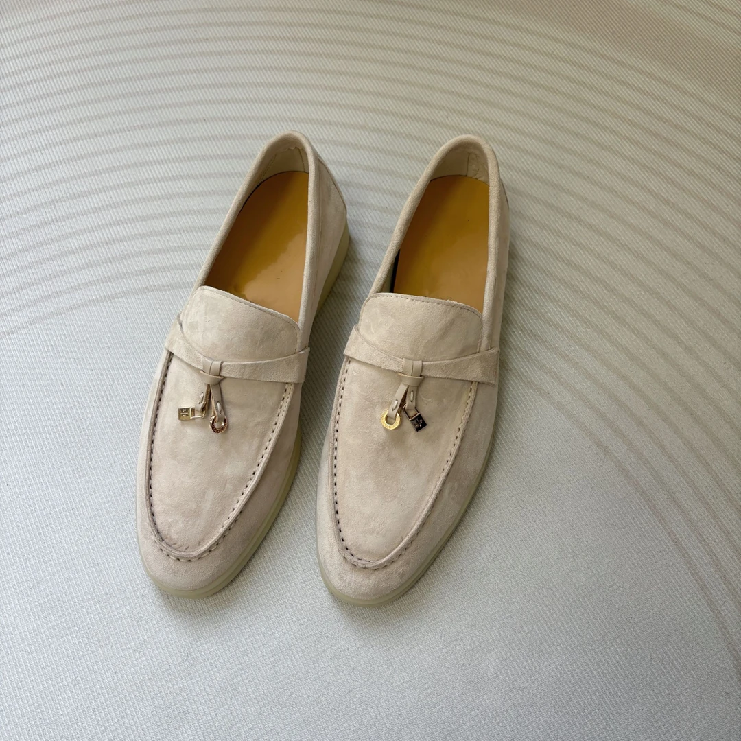 LP女士手工乐福鞋四季时尚休闲鞋羊猄皮平底舒适透气流苏扣一脚蹬