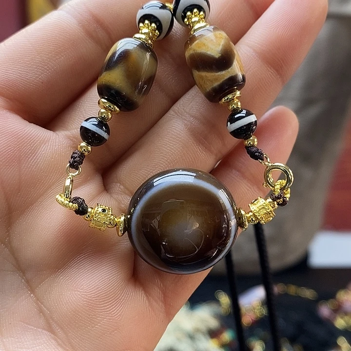 玛瑙/玉髓合金颈饰