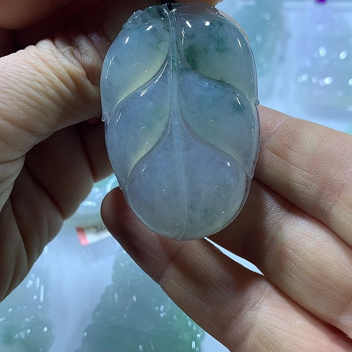 翡翠未镶嵌颈饰天然翡翠A货吊坠