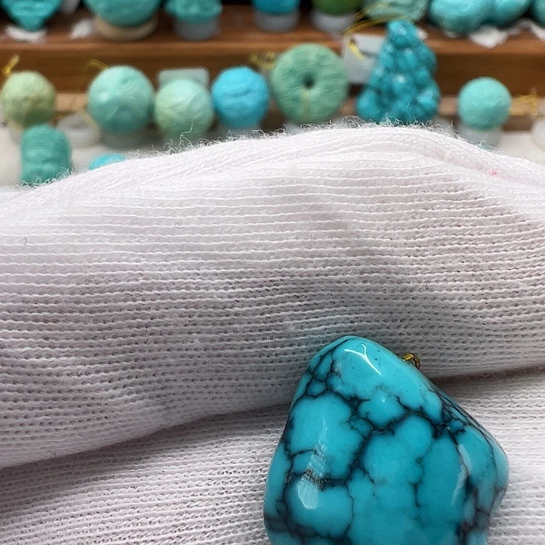 绿松石随形 未镶嵌