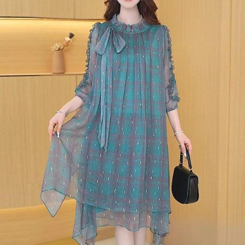 新款春季连衣裙时尚大方优雅气质百搭条纹亮丝显瘦年轻宽松中长裙