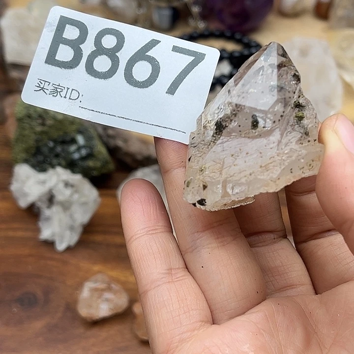 呵***呵珠宝半成品水晶未镶嵌