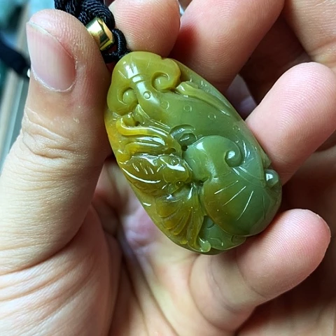 颈饰未镶嵌翡翠福豆豆珠宝翡翠颈饰