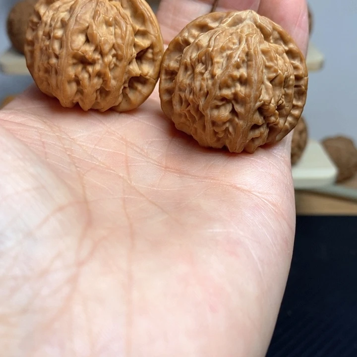 核桃38尺寸三角白一对