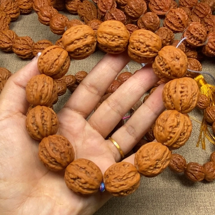 文玩核桃吊坠粗筋八棱