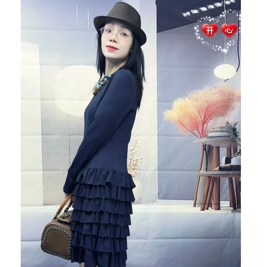 迷人的她连衣裙蓬蓬裙（送同色紧色回味裤）