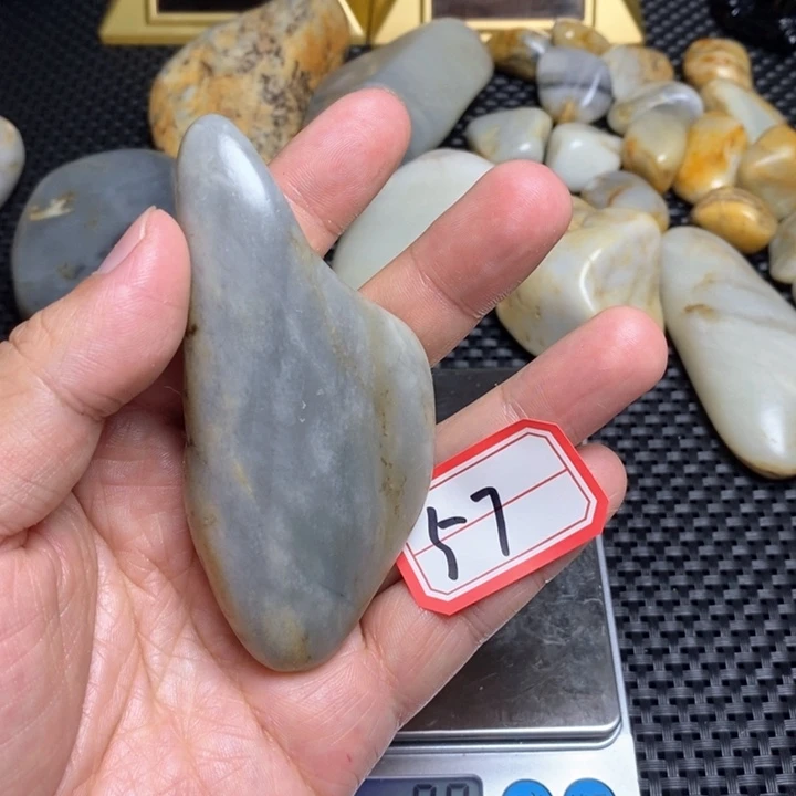 未镶嵌和田玉把件57