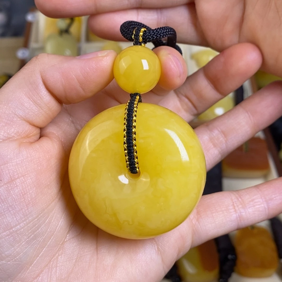 未镶嵌蜜蜡裸石鑫****源大漠