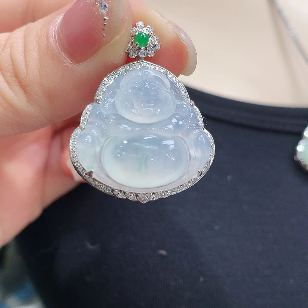 翡翠颈饰18K金镶嵌佛公