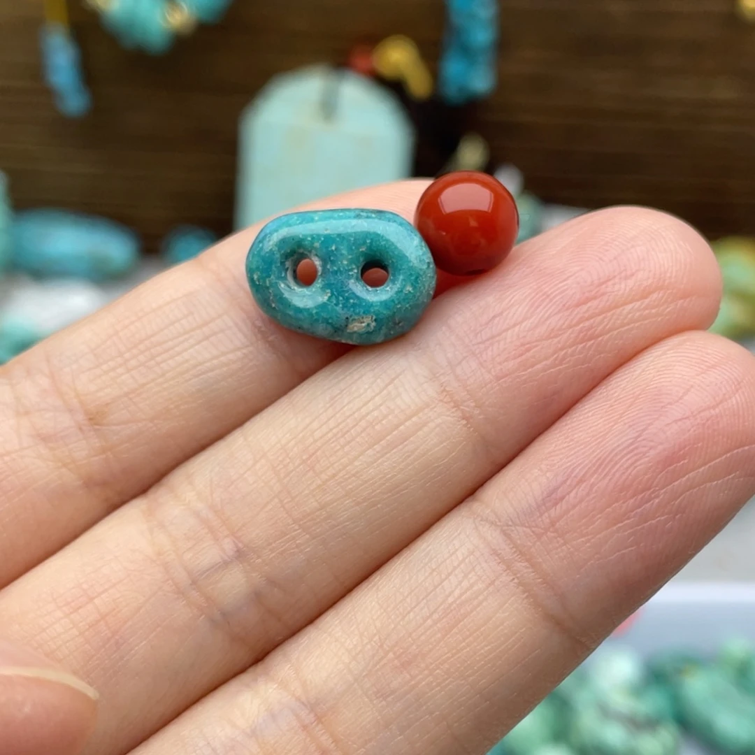 倪***倪南红玛瑙未镶嵌珠宝奇石