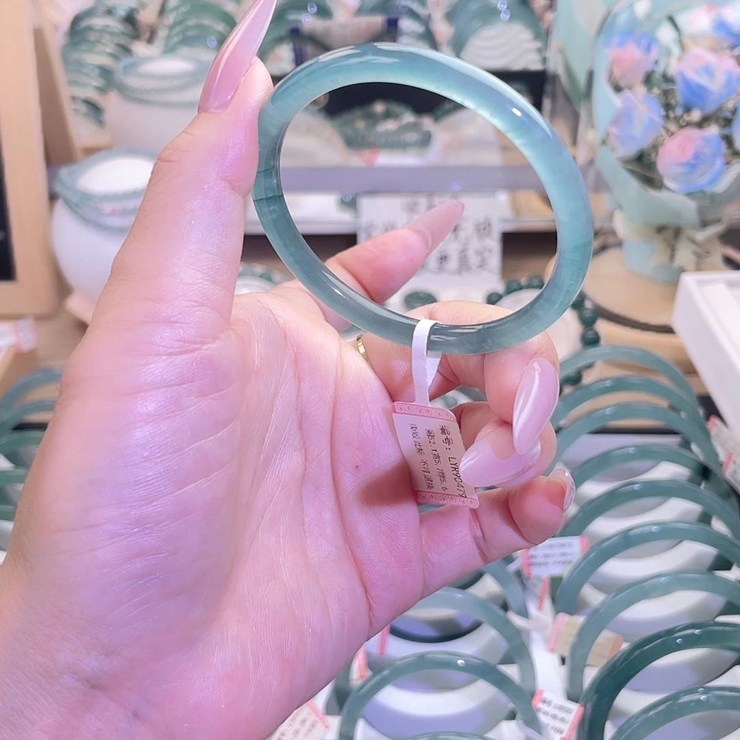 翡翠未镶嵌手镯51-52圈