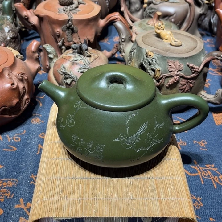 恩***乐紫砂茶壶紫砂。