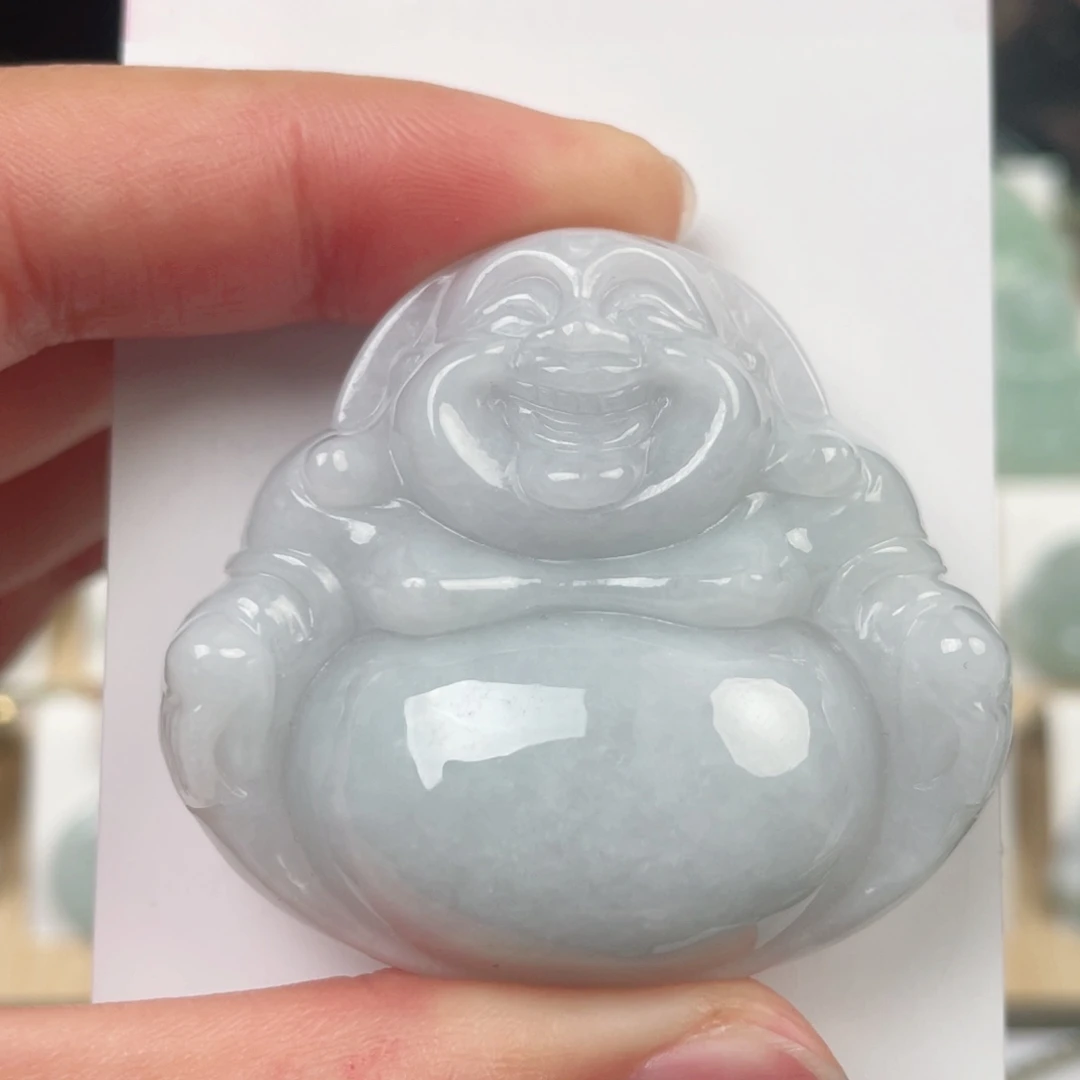 翡翠颈饰未镶嵌佛公