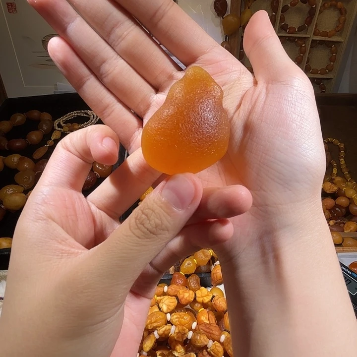 琥珀未镶嵌颈饰蜜蜡海漂葫芦