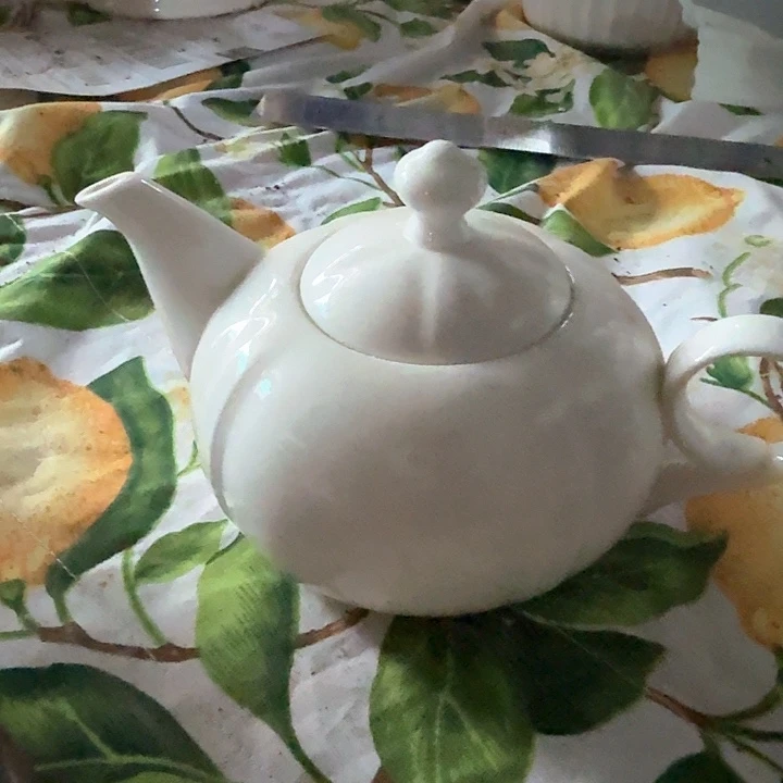 骨瓷南瓜茶壶微瑕