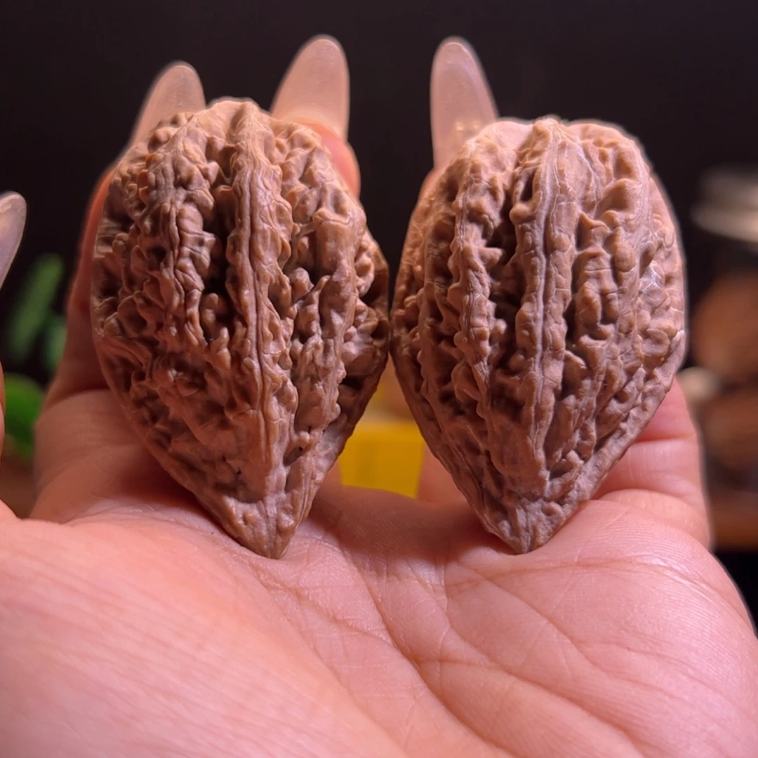 文玩核桃吊坠核桃66浅阴