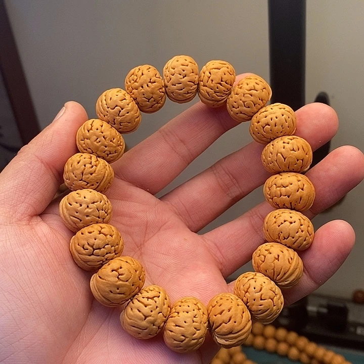 吊坠桃核树王纽扣桃核交朋友价格