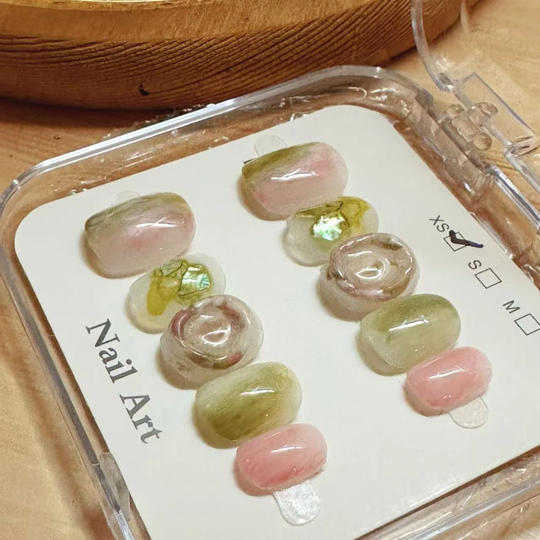 ins风韩国纯手工穿戴甲xs码糖果短甲假指甲片小众高级感显白