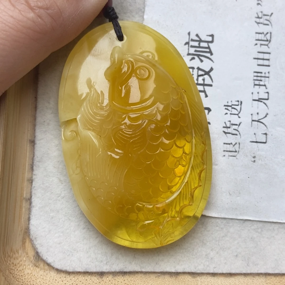 未镶嵌琥珀珠宝奇石5