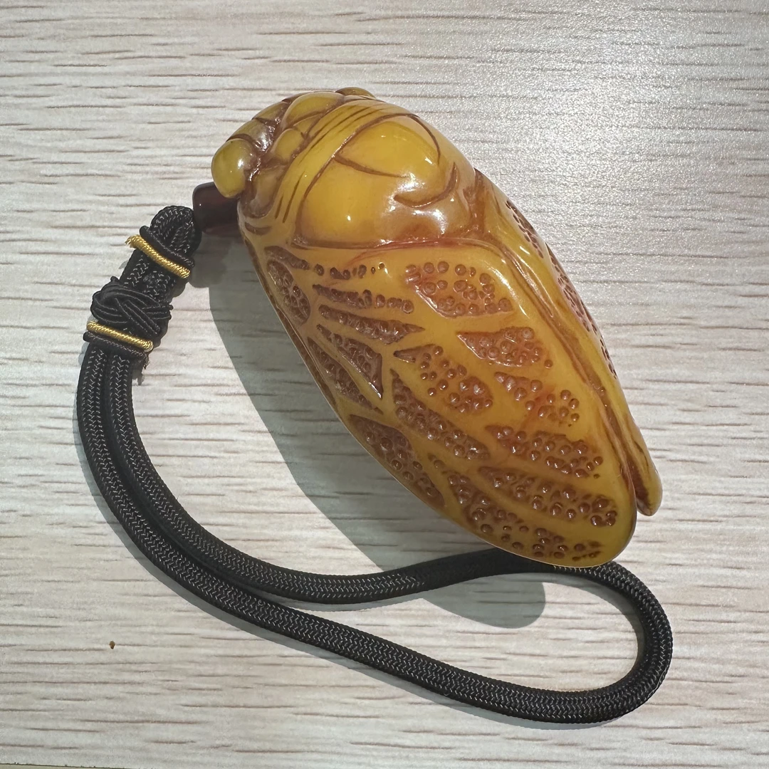 【闪购商品】蜜蜡金蝉手把件D9948