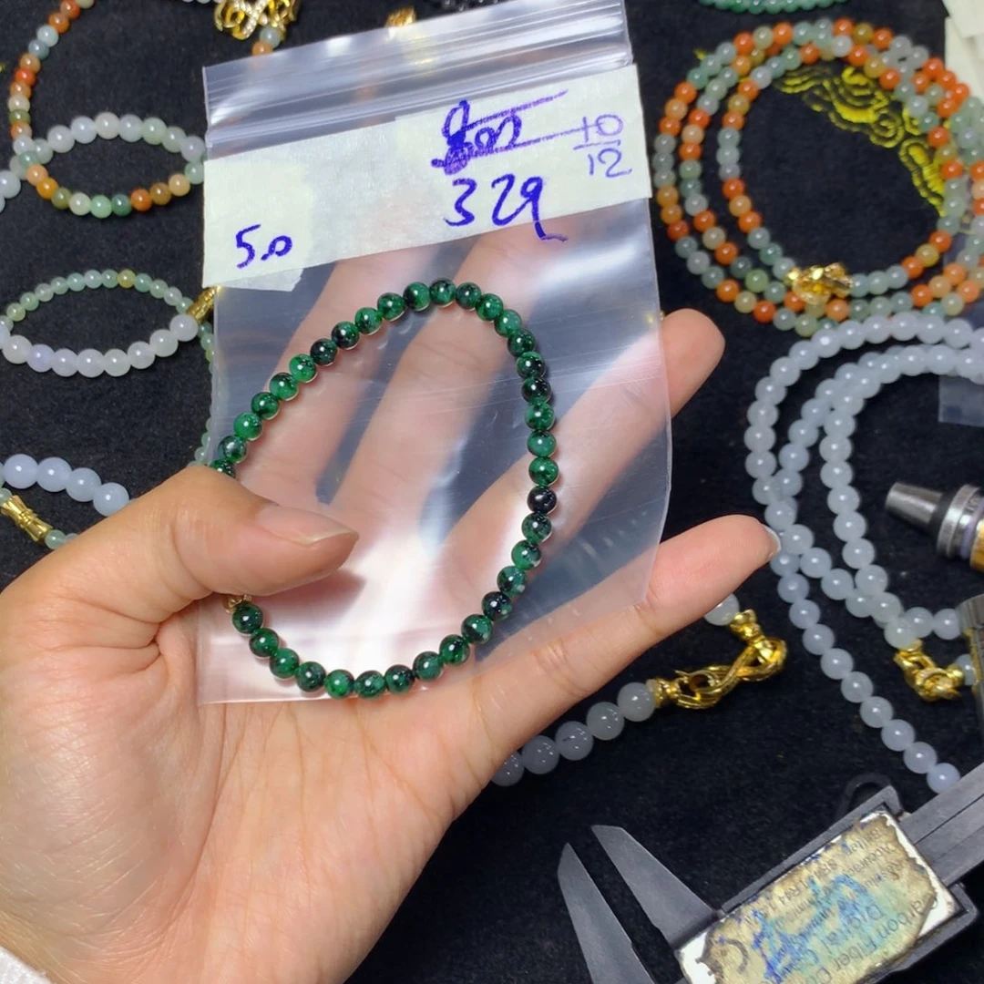 定制翡翠未镶嵌天然缅甸翡翠