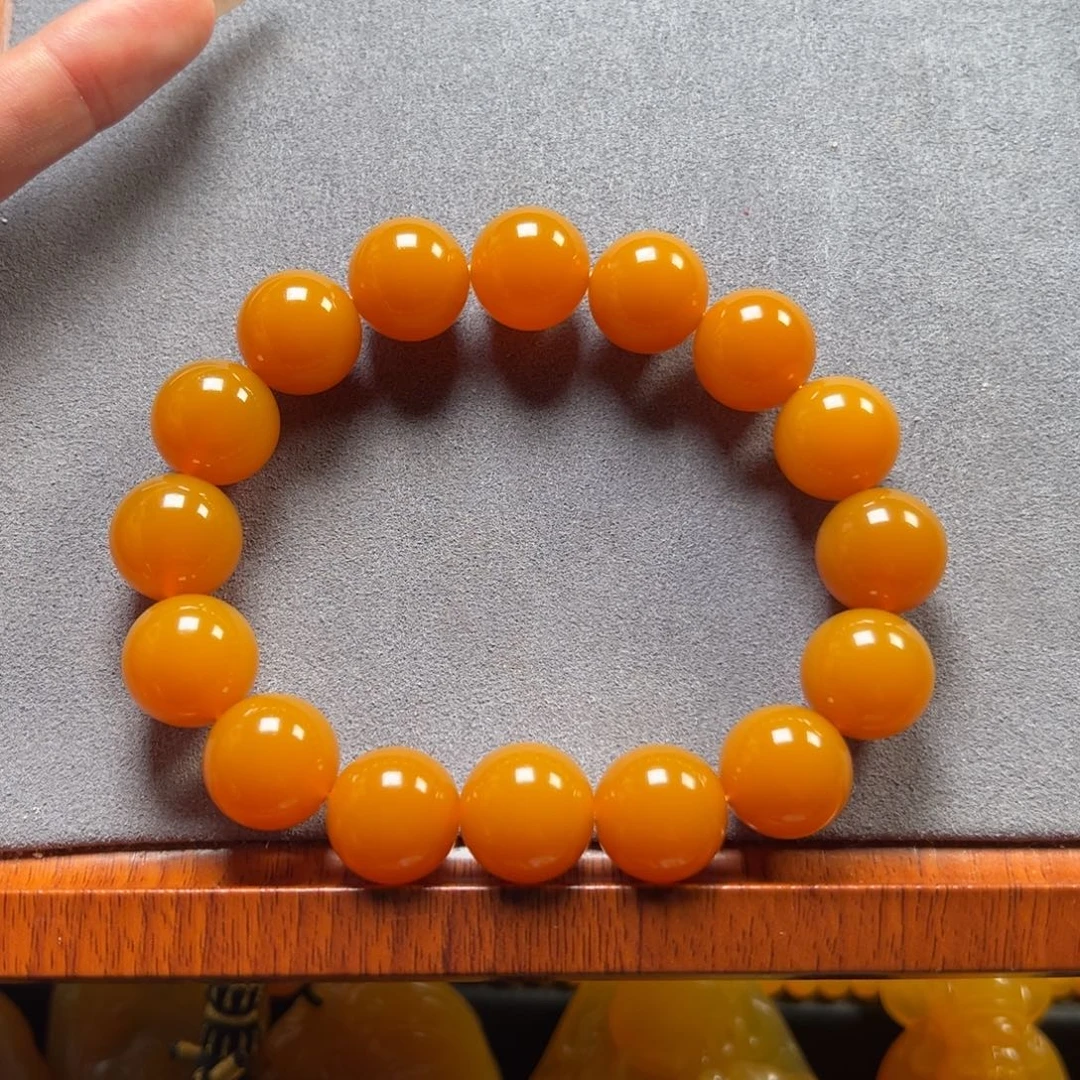 飞***扬石英质玉（缅黄）未镶嵌吊坠