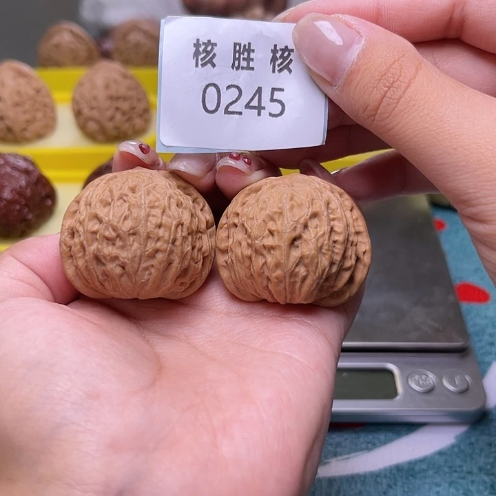 文玩核桃把件铁锤38.0245