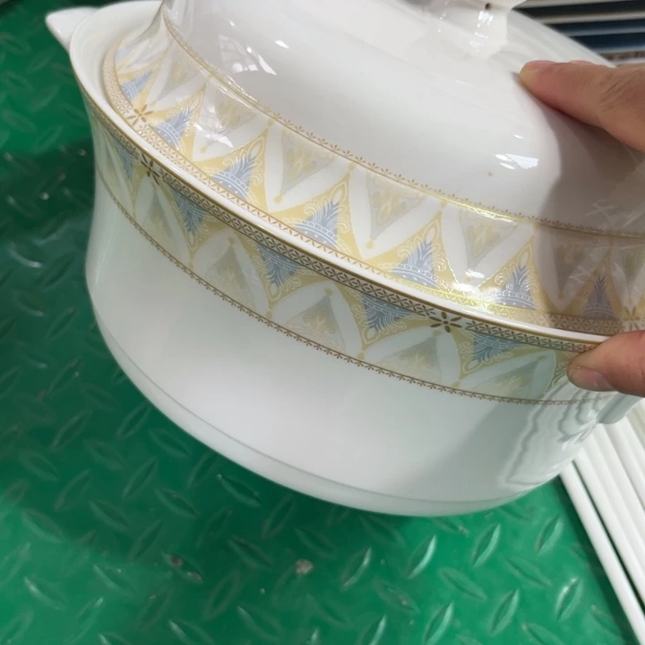 瓷片九寸汤锅一个微瑕