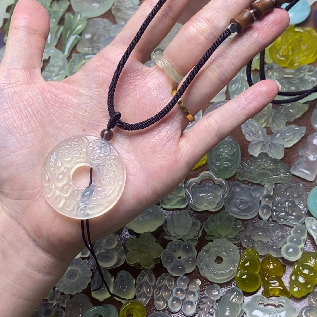 蛇纹石玉合金项链