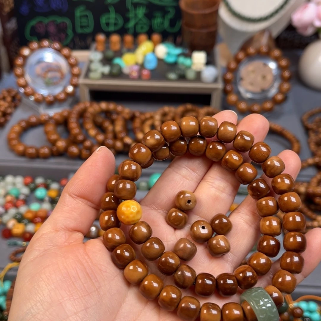 果皮青*花配饰一颗圆珠