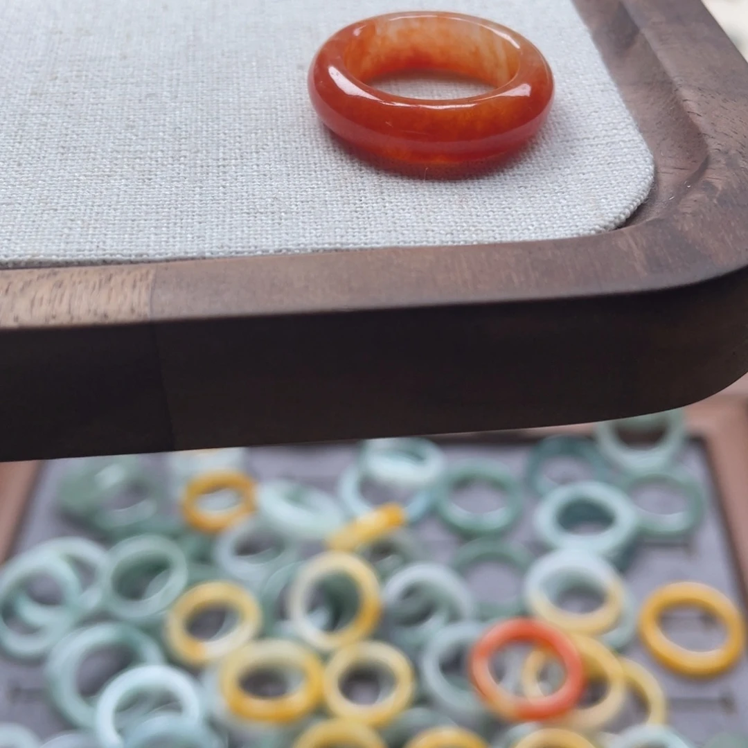 翡翠戒指未镶嵌16 号  15 港码