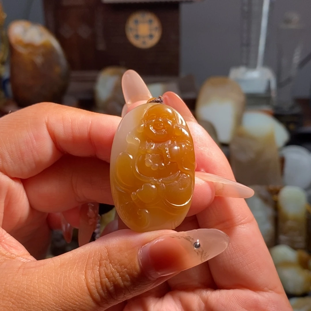 和田玉（糖玉）未镶嵌颈饰雨**荷
