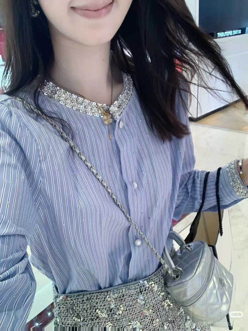 法式亮片轻奢蓝色镶钻衬衫早秋新款洋气开衫百搭宽松减龄小衫气质