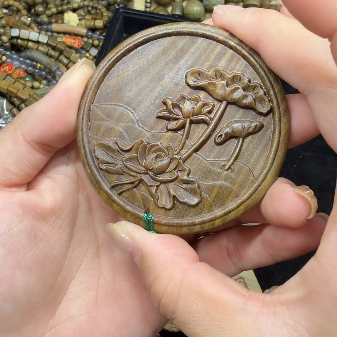 维腊木（绿檀）无事牌