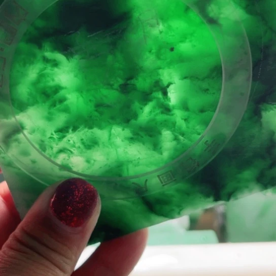 娜***金定制石英质玉（非洲翠）非洲翠手镯板材定制