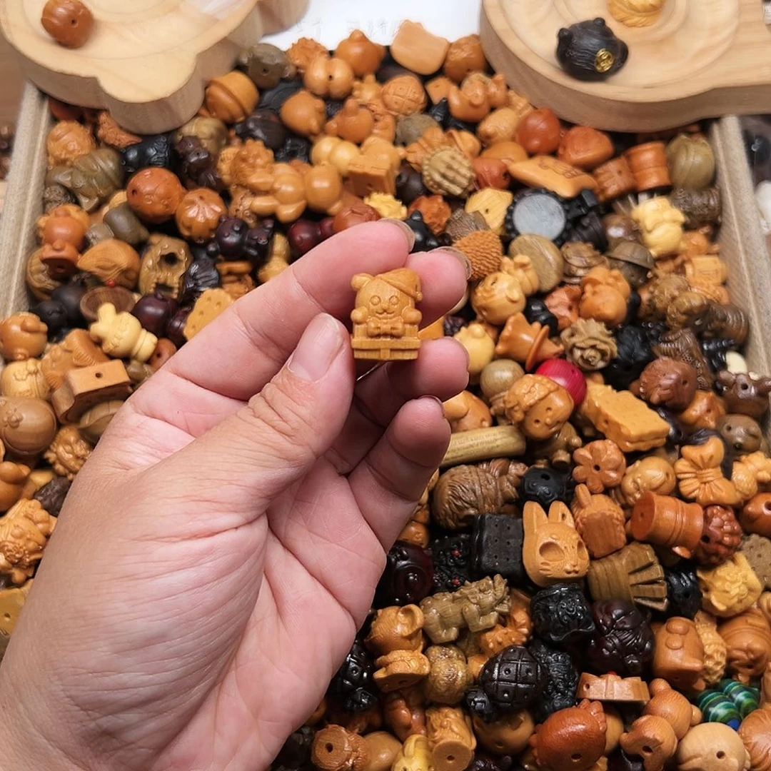 吊坠非洲紫檀（红花梨）未镶嵌?****?